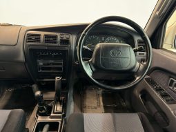 1995 Toyota Hilux Surf SSR-G full