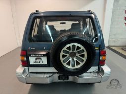 1992 Mitsubishi Pajero XG full