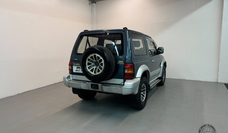 1992 Mitsubishi Pajero XG full