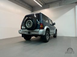 1992 Mitsubishi Pajero XG full