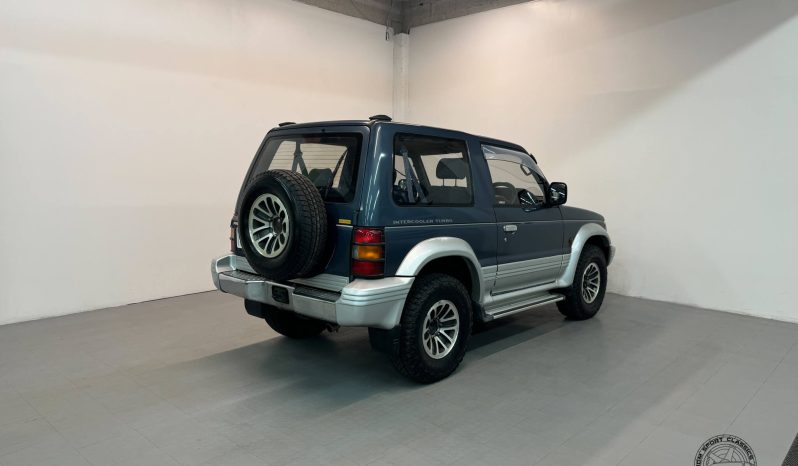 1992 Mitsubishi Pajero XG full