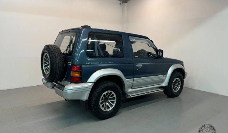 1992 Mitsubishi Pajero XG full