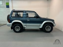 1992 Mitsubishi Pajero XG full