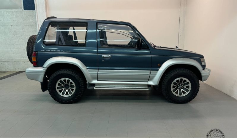 1992 Mitsubishi Pajero XG full