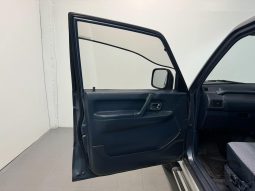 1992 Mitsubishi Pajero XG full