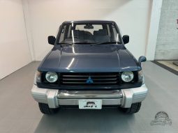 1992 Mitsubishi Pajero XG full