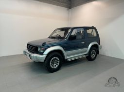 1992 Mitsubishi Pajero XG full