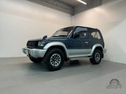 1992 Mitsubishi Pajero XG full