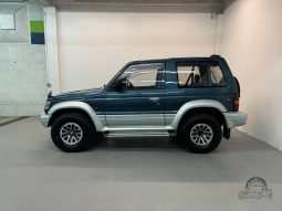 1992 Mitsubishi Pajero XG full