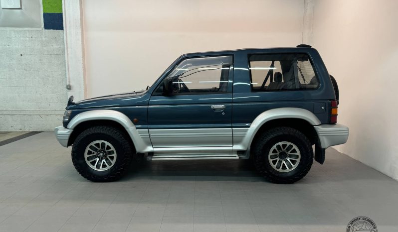 1992 Mitsubishi Pajero XG full