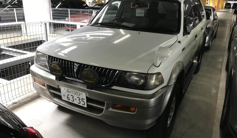 1997 Mitsubishi Challenger X 4WD full