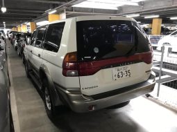 1997 Mitsubishi Challenger X 4WD full