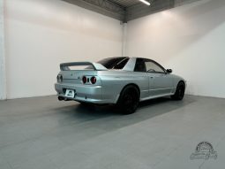 1993 Nissan Skyline GT-R full