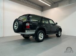 1999 Toyota Hilux Surf SSR-X full