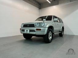 1996 Toyota Hilux Surf SSR-X full