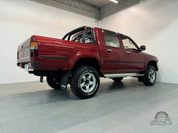 1992 Toyota Hilux SSR Pickup full