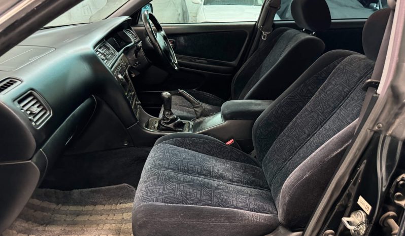 1999 Toyota Chaser Tourer V full