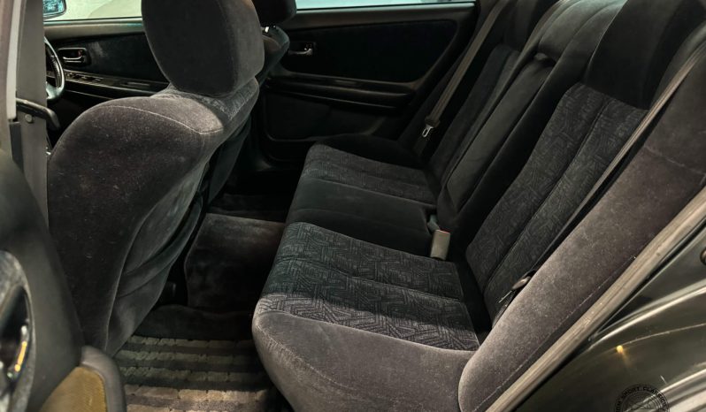 1999 Toyota Chaser Tourer V full