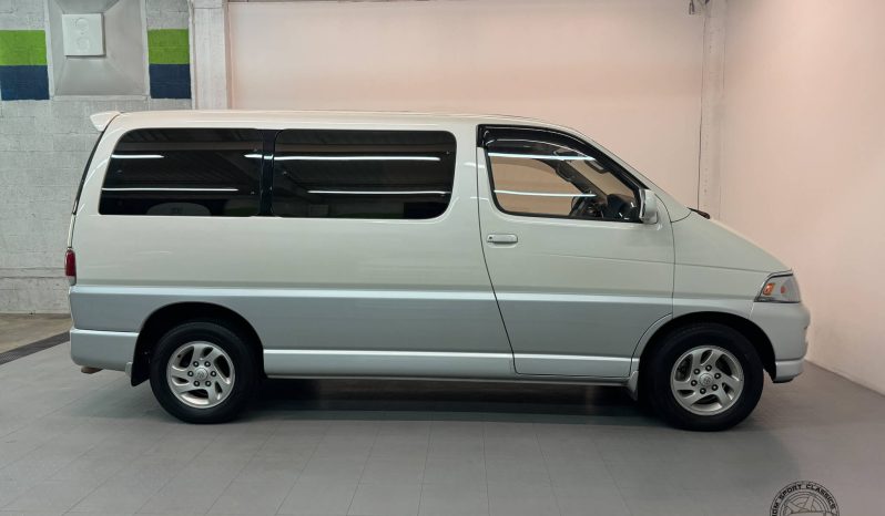 1997 Toyota HiAce Regius Extra V Package full