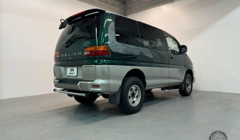 1998 Mitsubishi Delica Jasper Edition full