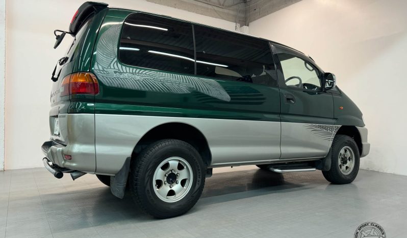 1998 Mitsubishi Delica Jasper Edition full