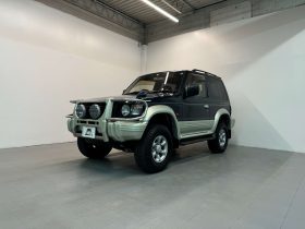 1995 Mitsubishi Pajero ZR V6