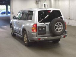 1999 Mitsubishi Pajero GDI Super Exceed full