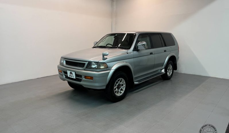 1997 Mitsubishi Challenger 4WD full