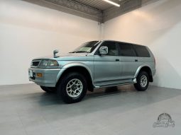 1997 Mitsubishi Challenger 4WD full