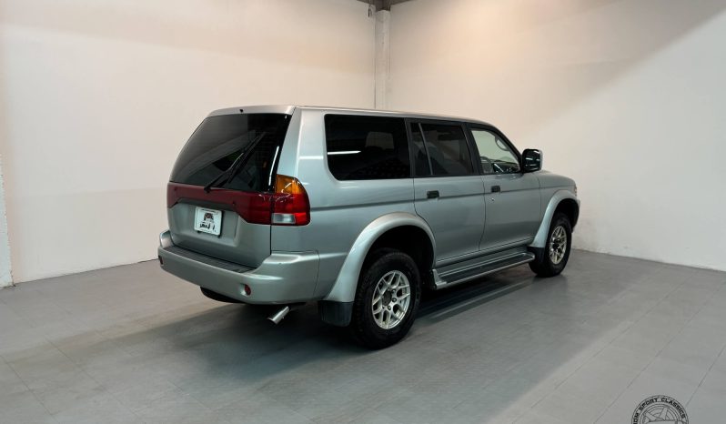 1997 Mitsubishi Challenger 4WD full