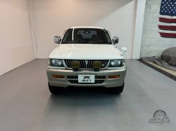 1997 Mitsubishi Challenger X 4WD full