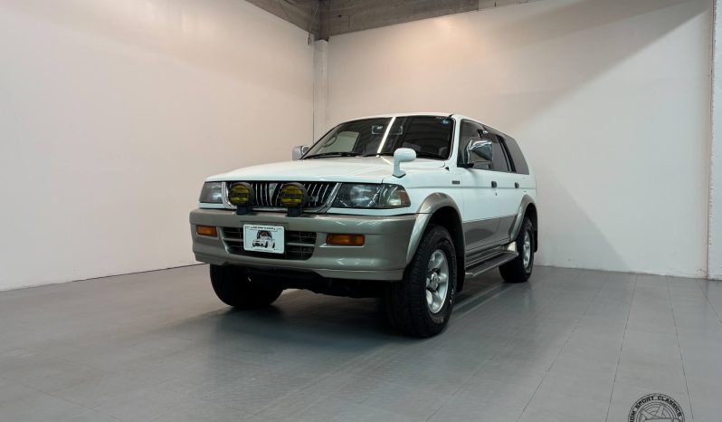 1997 Mitsubishi Challenger X 4WD full