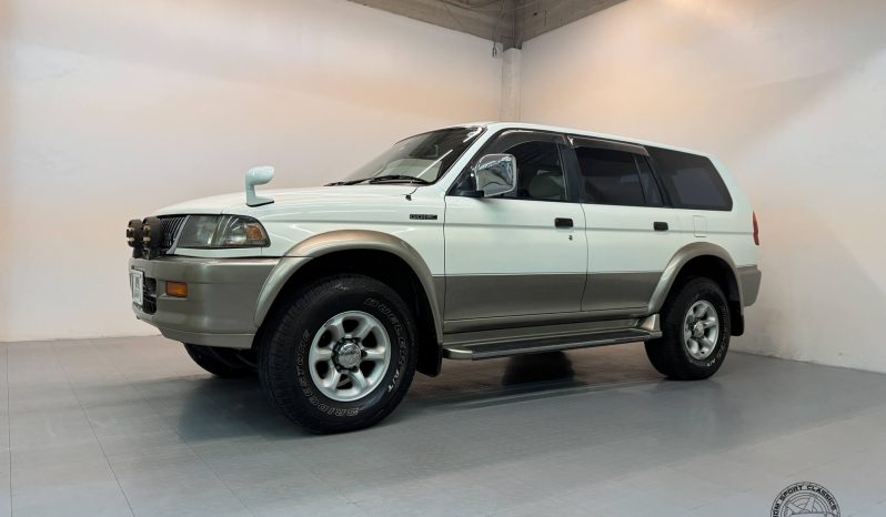 1997 Mitsubishi Challenger X 4WD full