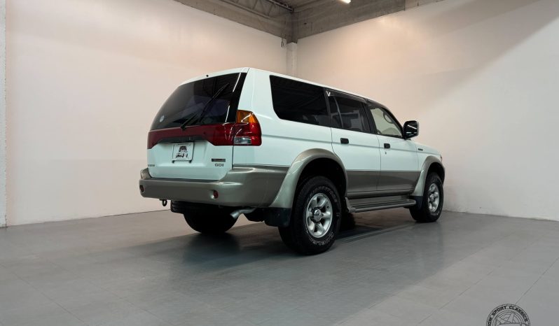 1997 Mitsubishi Challenger X 4WD full