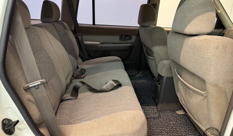 1997 Mitsubishi Challenger X 4WD full