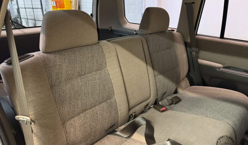1997 Mitsubishi Challenger X 4WD full