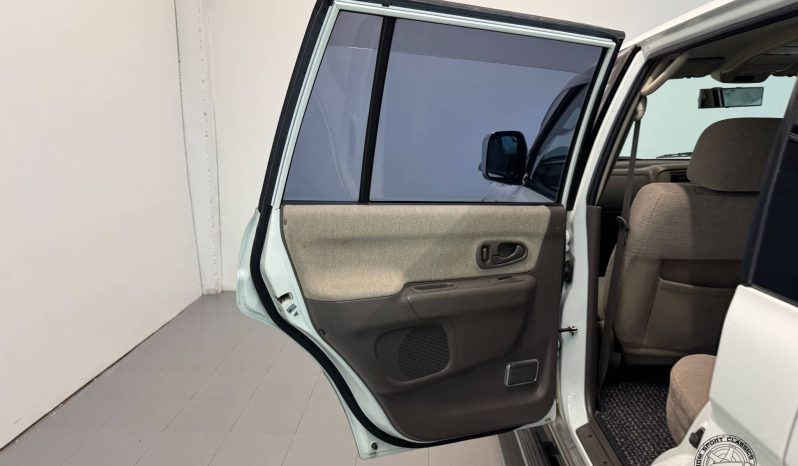 1997 Mitsubishi Challenger X 4WD full