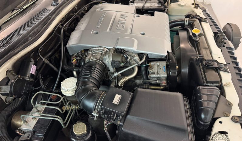 1997 Mitsubishi Challenger X 4WD full