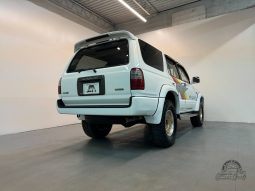 1997 Toyota Hilux Surf SSR-X full