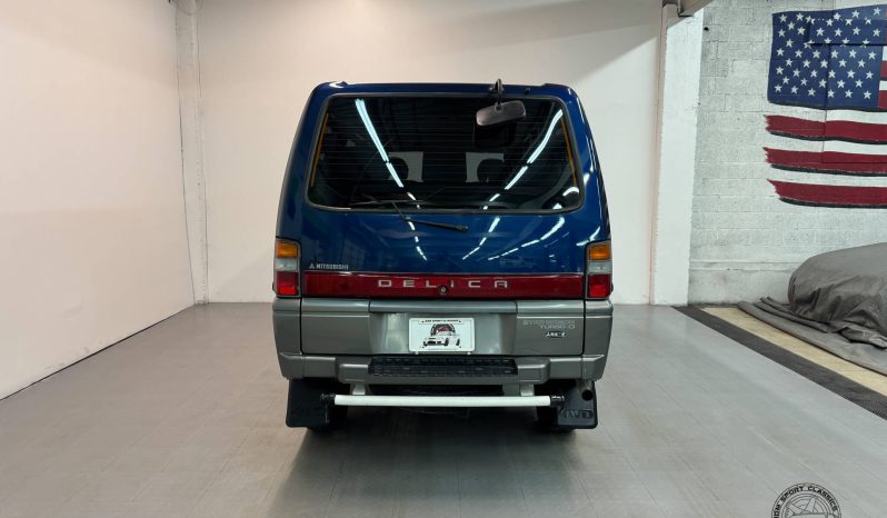 1998 Mitsubishi Delica Starwagon GLX full