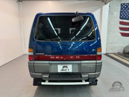 1998 Mitsubishi Delica Starwagon GLX full