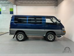 1998 Mitsubishi Delica Starwagon GLX full