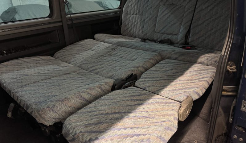 1998 Mitsubishi Delica Starwagon GLX full