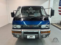 1998 Mitsubishi Delica Starwagon GLX full