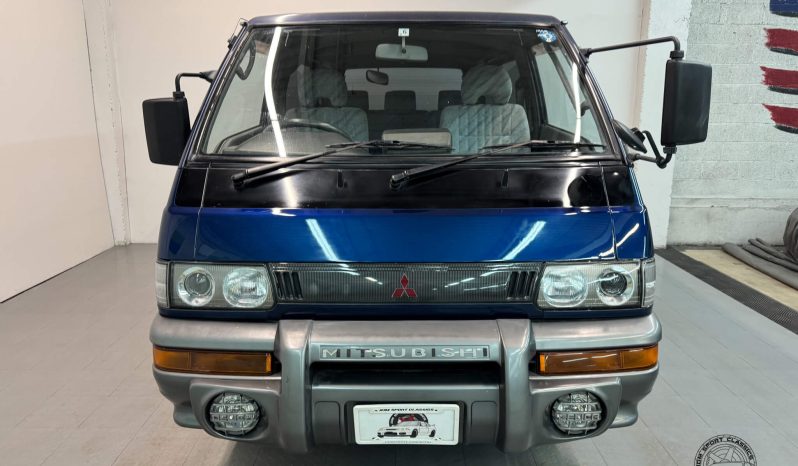 1998 Mitsubishi Delica Starwagon GLX full