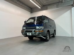 1998 Mitsubishi Delica Starwagon GLX full