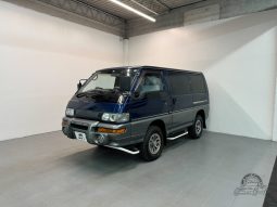 1998 Mitsubishi Delica Starwagon GLX full