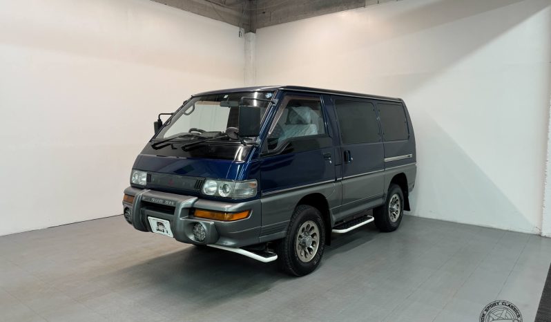 1998 Mitsubishi Delica Starwagon GLX full