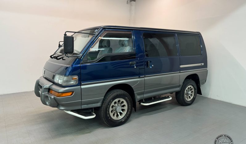 1998 Mitsubishi Delica Starwagon GLX full