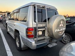 1999 Mitsubishi Pajero Exceed GDI V6 full